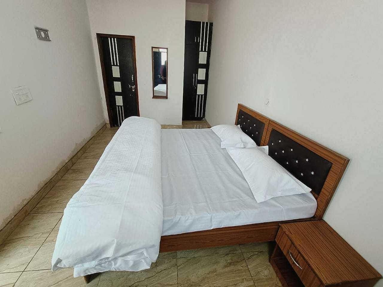Pop New Hotel Hometown Dadri Экстерьер фото