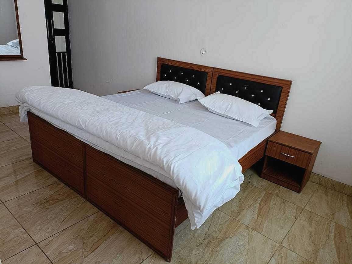 Pop New Hotel Hometown Dadri Экстерьер фото