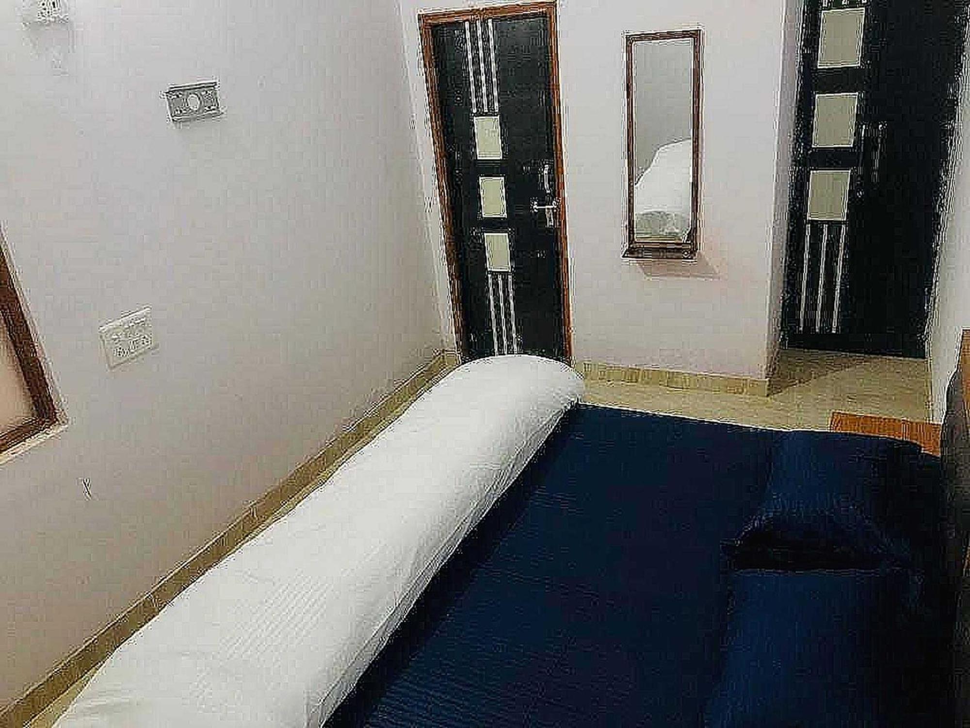 Pop New Hotel Hometown Dadri Экстерьер фото